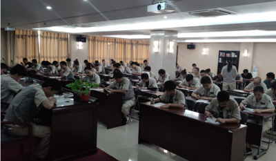 素质就业，，，，，，，，手艺立业